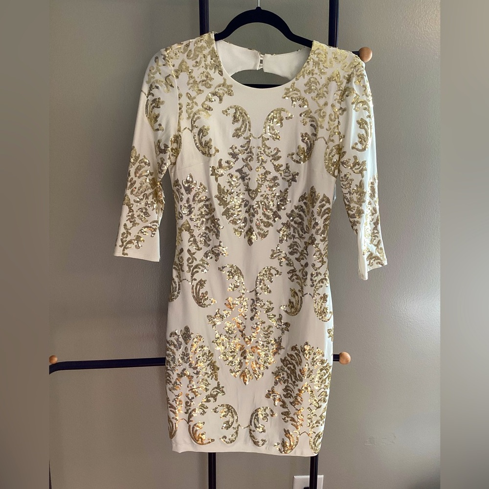 B. Darlin Cocktail 3/4 Sleeve Sequined Cut-Out Back Dress 7/8